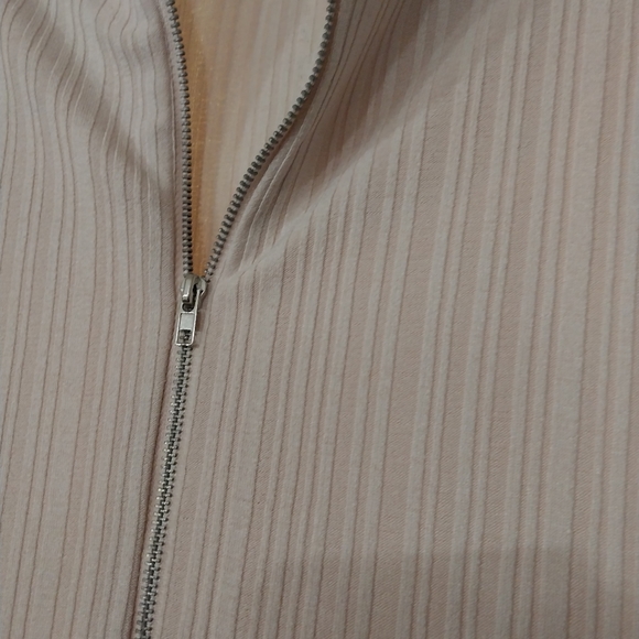 Maison Tara black leather and turtle neck - Picture 5 of 7